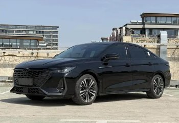 奇瑞 艾瑞泽8 2024款 高能版 2.0T DCT劲