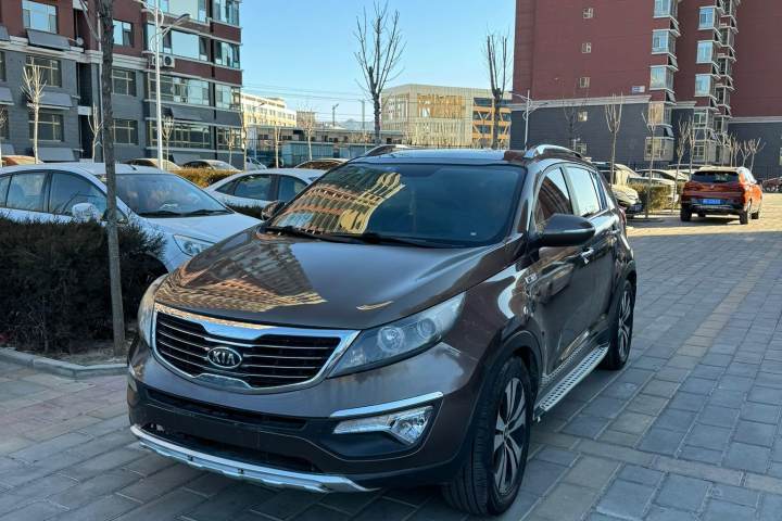 起亚 智跑 2.0L 自动两驱版GLS
