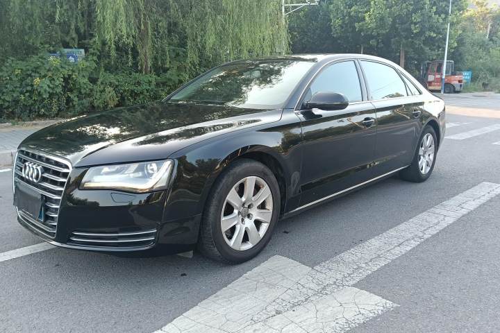 奥迪 A8 A8L 3.0 TFSI quattro豪华型(245kW)