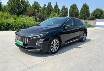 红旗 EQM5 2022款 431km 充电乐享版