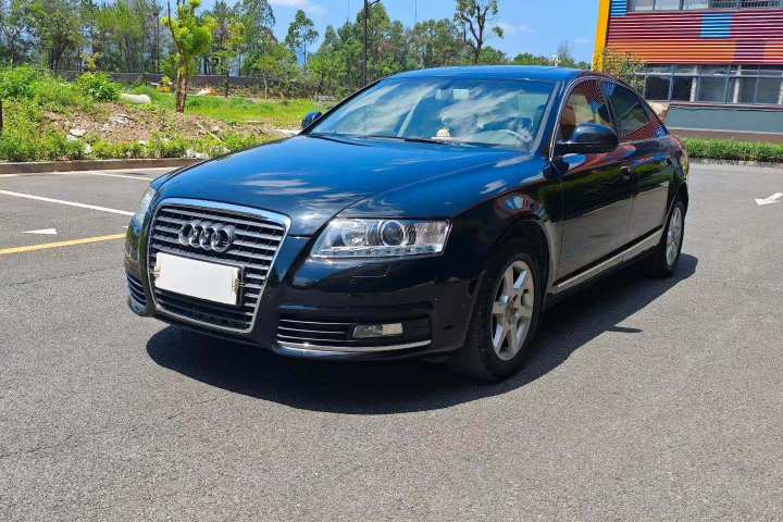奥迪 A6L 2.0 TFSI 自动标准型