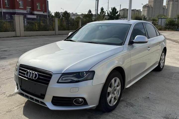 奥迪 A4L 2.0 TFSI 技术型