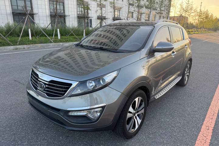 起亚 智跑 2.0L 自动两驱版GLS