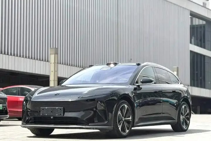 蔚来 ET5T 2023款 75kWh Touring