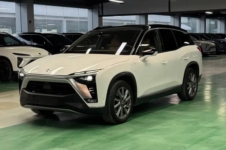 蔚来 ES8 2020款 580KM 七座版