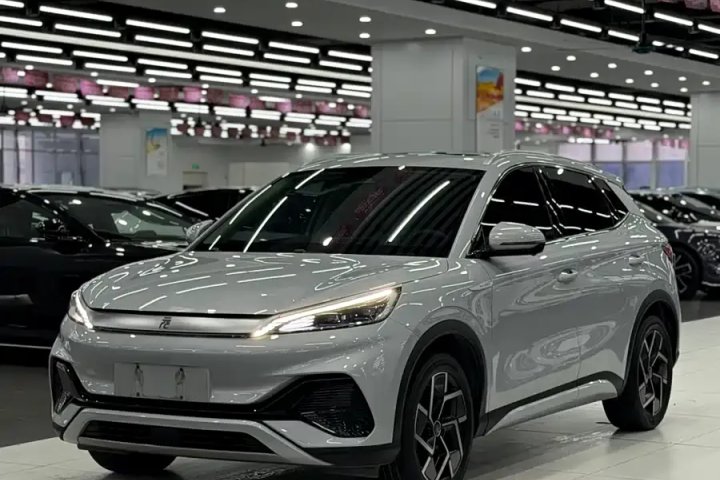 比亚迪 元PLUS 荣耀版 510KM 超越型
