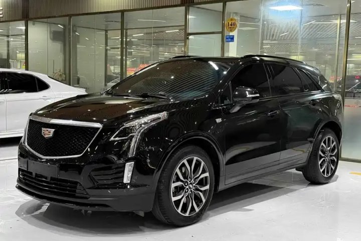 凯迪拉克 XT5 2022款 2.0T 两驱豪华型