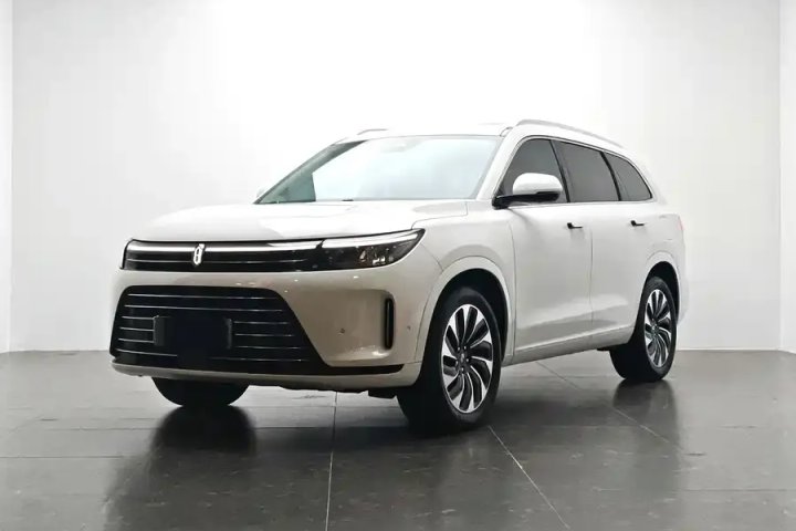 AITO 问界 问界M7 2022款 1.5T 四驱豪华版