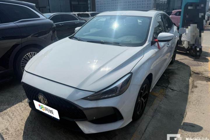 名爵 MG5 180DVVT 手动青春豪华版