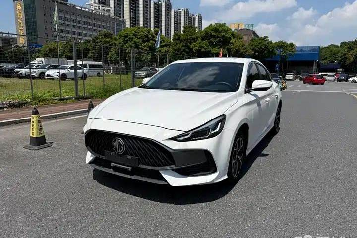 名爵 MG5 180DVVT CVT青春豪华版