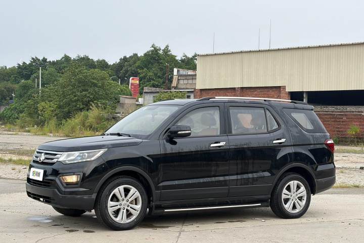 长安欧尚 CX70 1.6L 手动豪华型