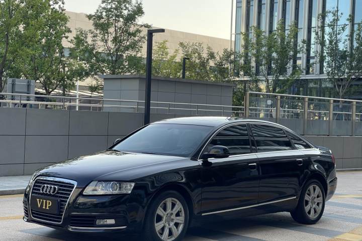 奥迪 A6L 2.8 FSI 豪华型