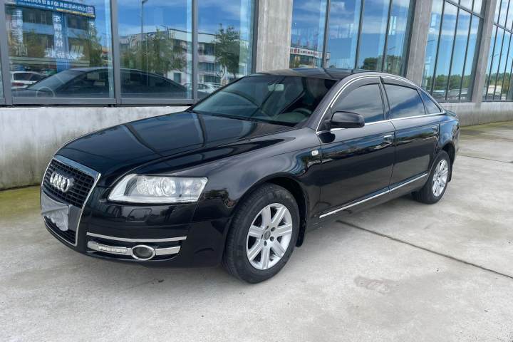 奥迪 A6L 2.4L 技术型