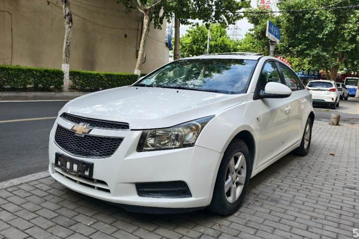 雪佛兰 科鲁兹 1.6L SL百万纪念版 AT