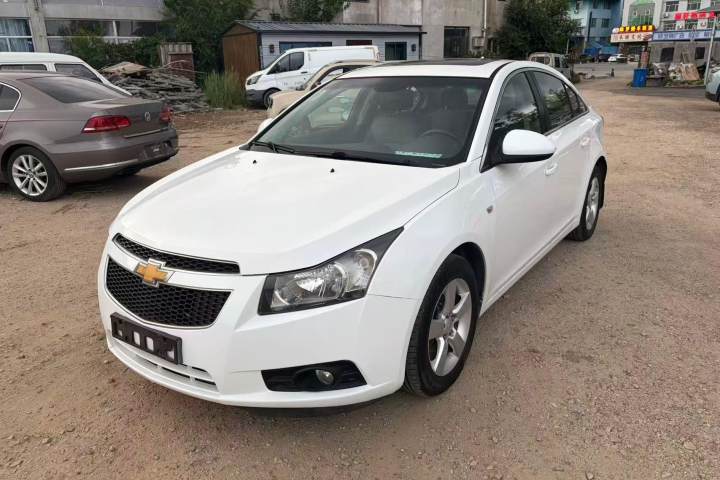 雪佛兰 科鲁兹 1.6L SE MT