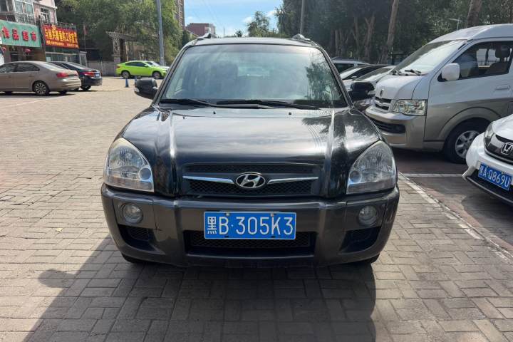 现代 途胜 2.0L 手动两驱时尚型