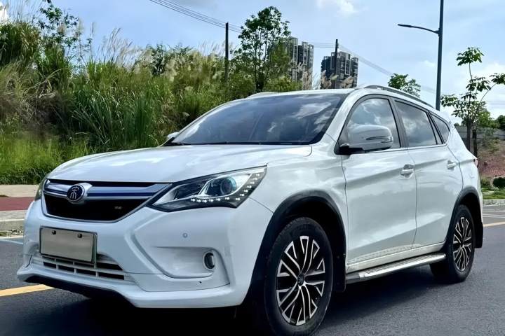 比亚迪 宋新能源 宋DM 1.5TID 全时四驱豪华型