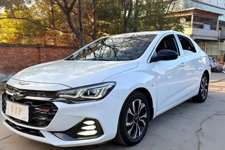 雪佛兰 科鲁泽 RS 330T 自动畅快版 国VI