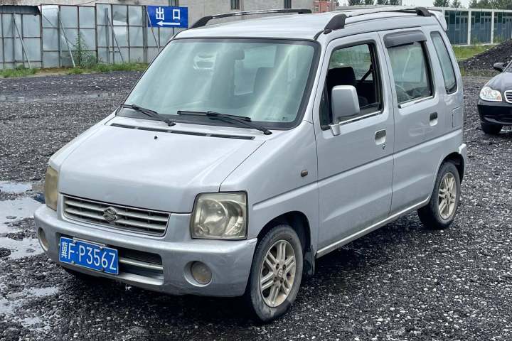 铃木 北斗星 创业版 1.0L 手动超越型