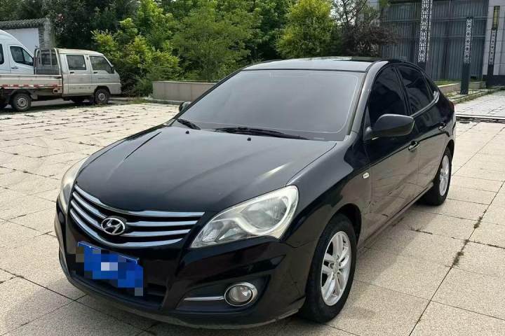 现代 悦动 1.6L 手动豪华型