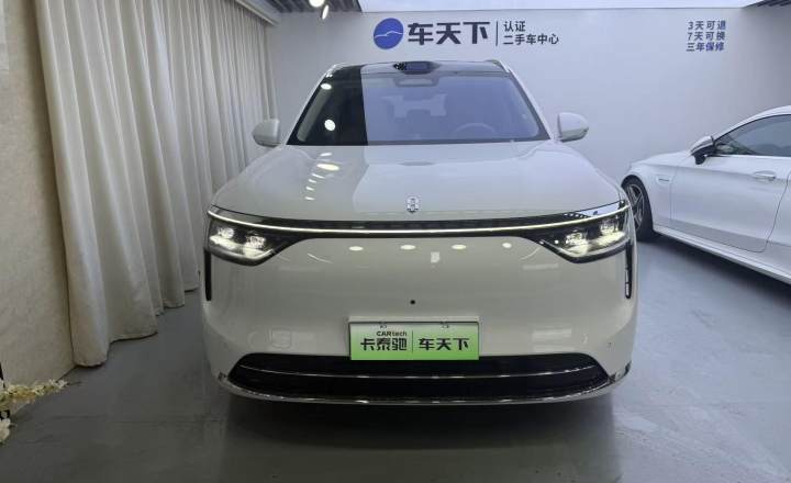 AITO 问界 问界M8 2025款 增程 Max+版 53.4kWh 5座版 (192线激光雷达）