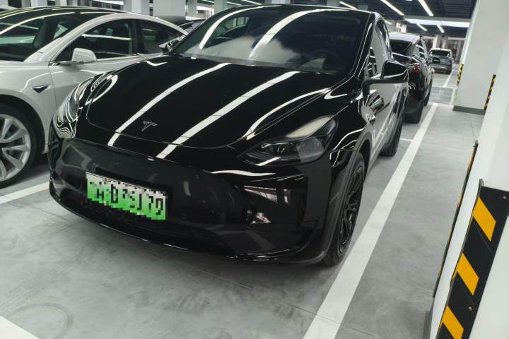 特斯拉 Model Y 后轮驱动版