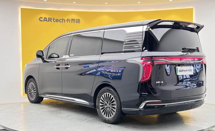 红旗 HQ9 PHEV 2026款 2.0T 四驱豪华版
