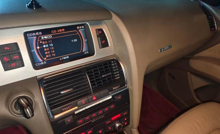 奥迪 Q7 2010款 3.6 FSI quattro 豪华型