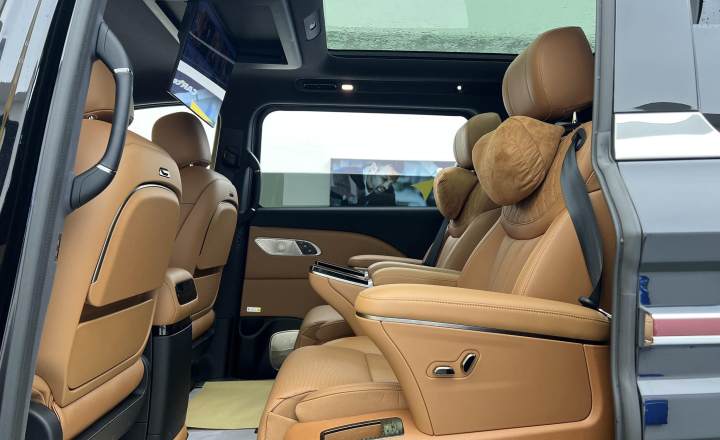 红旗 HQ9 PHEV 2026款 2.0T 四驱豪华版