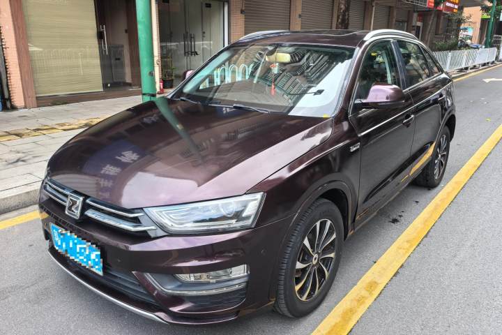 众泰 SR7 1.5T CVT魔方之心版 国V