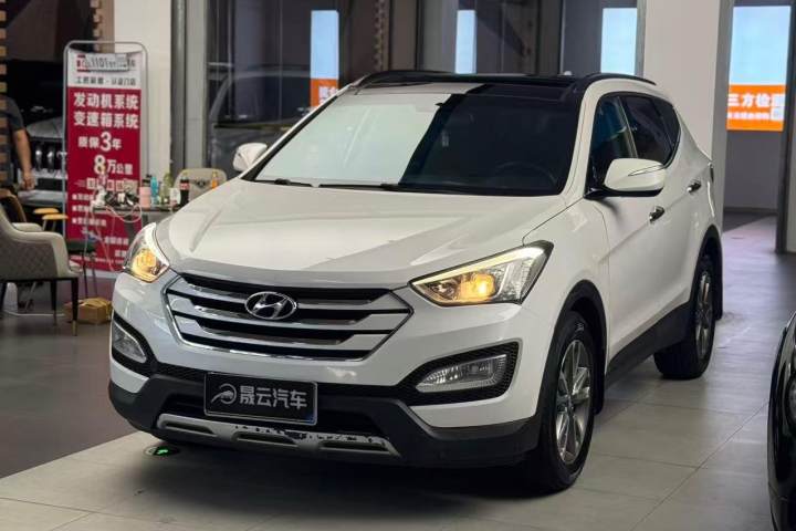 现代 胜达(进口) 3.0L 四驱舒适导航版 7座 欧V