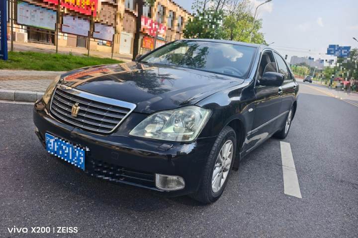 丰田 皇冠 3.0L Royal Saloon G