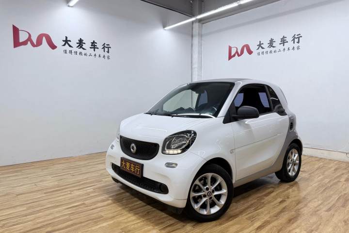 smart  fortwo 1.0L 52千瓦硬顶灵动版