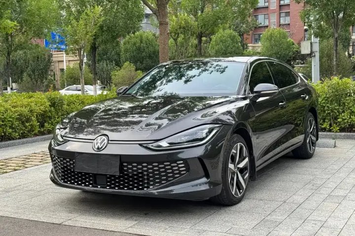 大众 凌渡 2023款 凌渡L 280TSI DSG热辣版