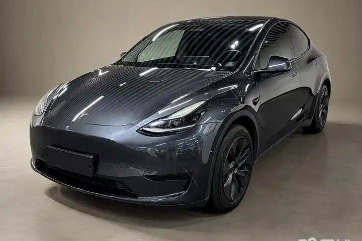 特斯拉 Model Y 后轮驱动版