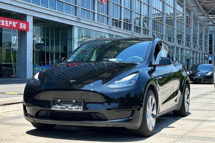 特斯拉 Model Y 后轮驱动版