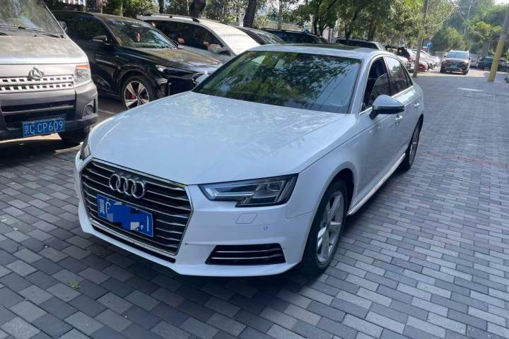 奥迪 A4L 2017款 Plus 40 TFSI 时尚型