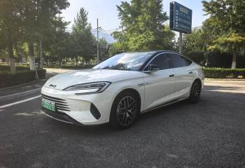 比亚迪 海豹07 DMi 2025款 DMi 1.5L 125km 精英型