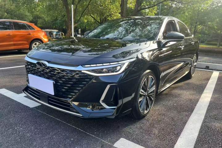 奇瑞 艾瑞泽8 1.6T DCT优