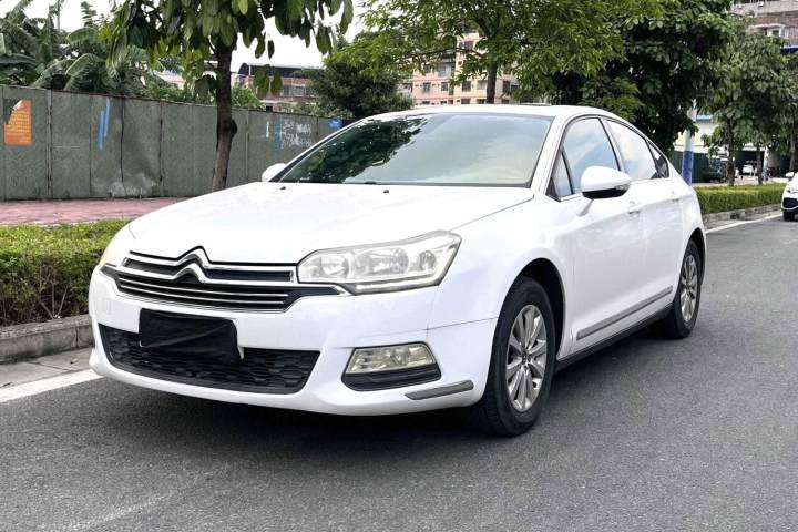雪铁龙 C5 2.0L 自动尊悦型