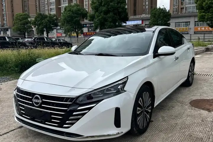 日产 天籁 2022款 2.0L XE 纯享版