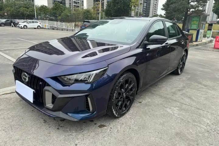 广汽传祺 影豹 270T DCT J16银河战机版