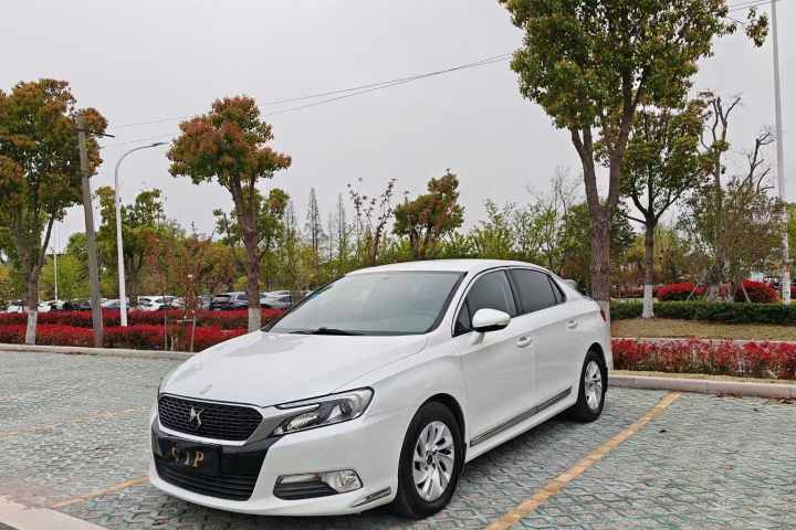 DS  5LS 1.8L 自动舒适版VTi140