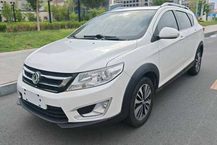 东风风神 AX3 1.5L 自动尊酷型