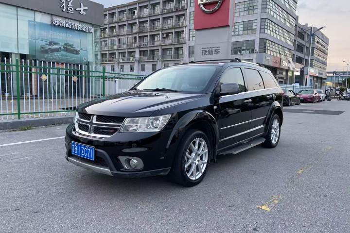 道奇 酷威 2.4L 两驱旅行版
