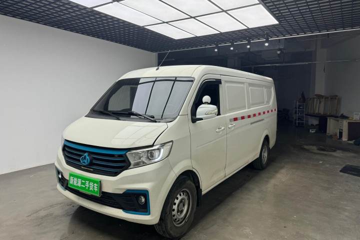 长安跨越 跨越星V7 EV 250km 对开门智享型 2座