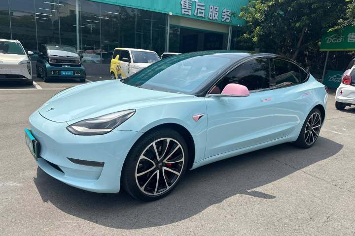 特斯拉 Model 3 长续航后轮驱动版