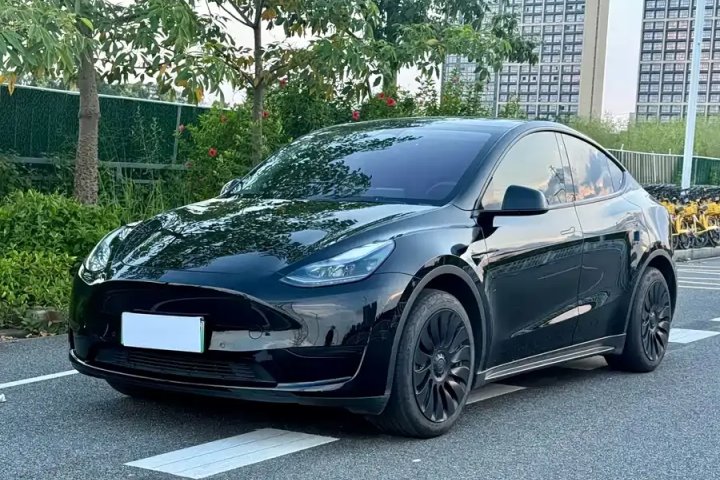 特斯拉 Model Y 改款 后轮驱动版
