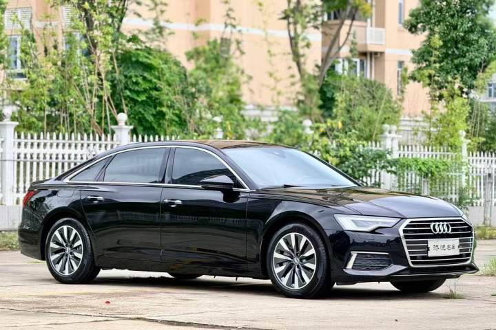 奥迪 A6L 45 TFSI 臻选致雅型