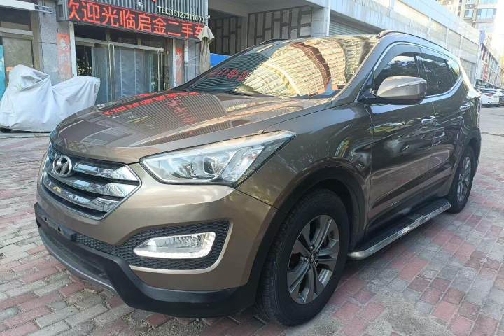 现代 胜达 改款 2.4L 自动四驱智能型